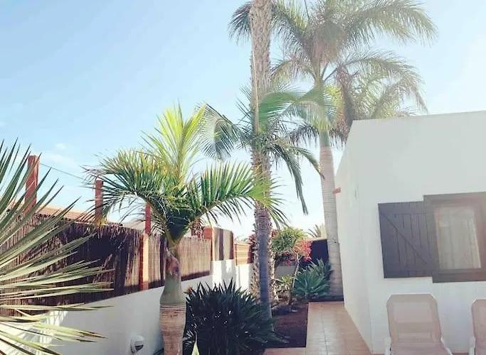 Rustica -heated Pool & Garden Near The Villa *