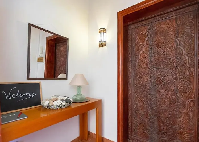 Rustica -heated Pool & Garden Near The فيلة